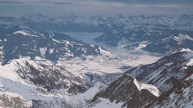 高山滑雪胜地视频素材