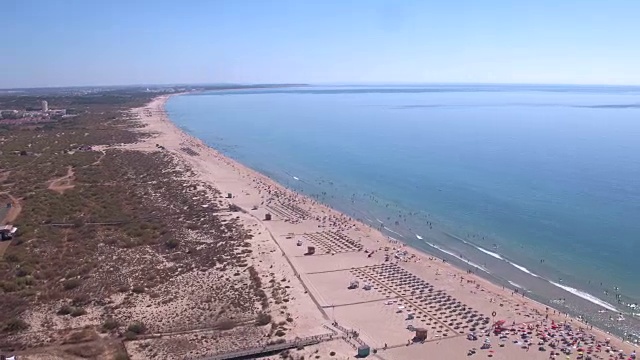 天空中的海滩视频素材