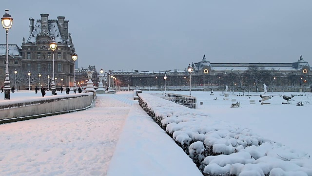 巴黎有雪，2018年，杜伊勒里宫视频素材