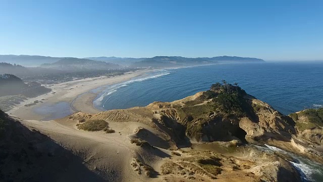 空中海岸悬崖水视频素材