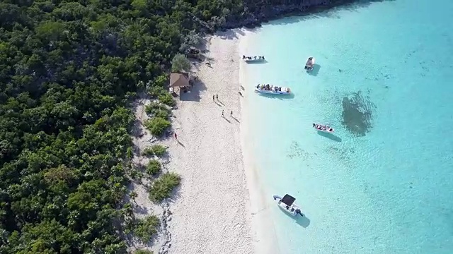 猪海滩航空埃克苏玛斯巴哈马视频下载