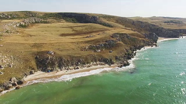 天线:岩石海岸视频素材