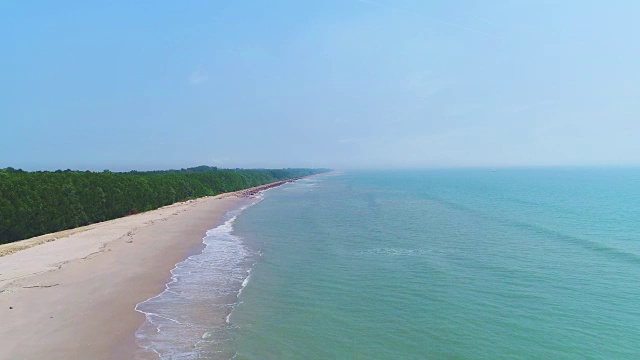 夏季热带海滩，俯视图视频素材