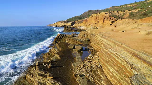 圣迭戈附近的南加州海岸线视频素材