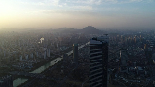 市中心夜景鸟瞰图视频素材