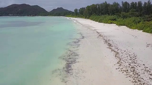 飞越安斯·沃尔伯特-冰岛的普拉林视频素材