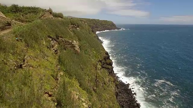 海洋海岸线鸟瞰图视频素材