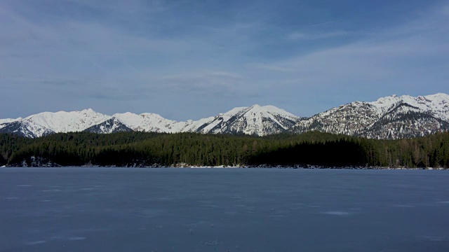 雪山连绵景观，祖格斯匹茨观景台。视频下载