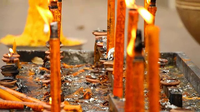 烛火架，在庙里视频素材