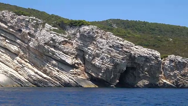 克罗地亚赫瓦尔附近的岛屿海岸视频素材