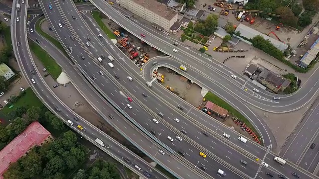 俄罗斯莫斯科市白天交通路口环空中全景图4k视频素材