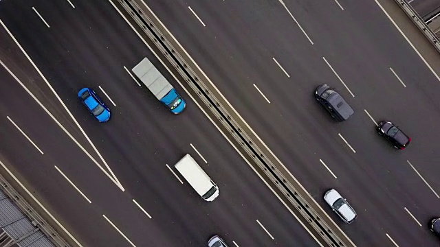 俄罗斯莫斯科市白天交通路口十字路口航拍全景4k视频素材