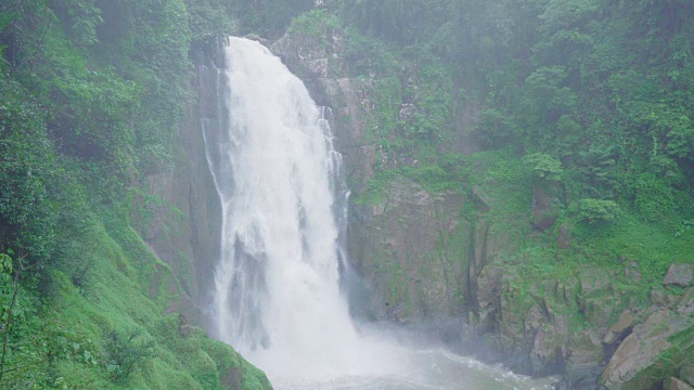 瀑布水视频素材