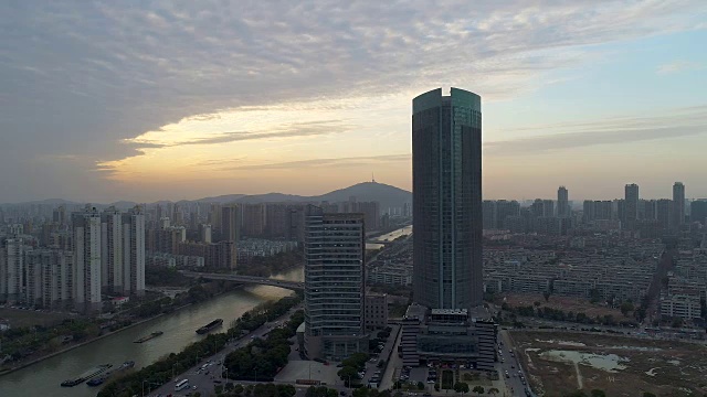 市中心夜景鸟瞰图视频素材