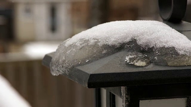 时间流逝:雪的融化视频素材