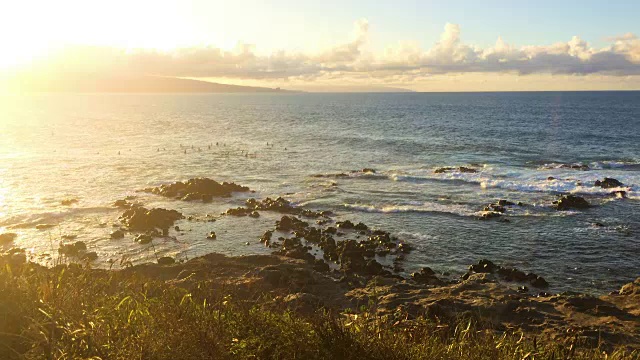 岩石海滩日落视频素材