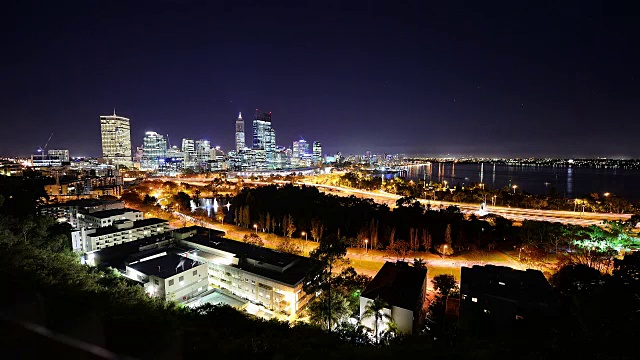 珀斯城市夜景，西澳大利亚/澳大利亚视频素材