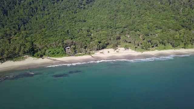 4k无人机鸟瞰泰国Koh Lanta海滩视频下载