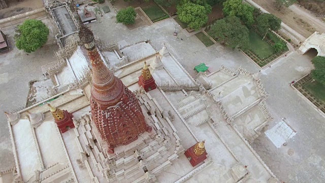 阿难陀寺，蒲甘古城之一，地震前鸟瞰图，缅甸视频素材