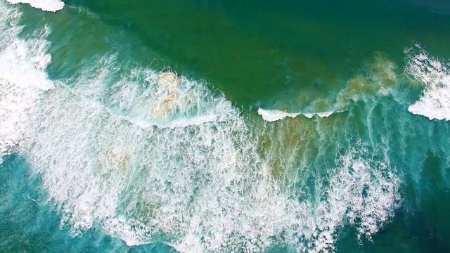 海浪顶视图视频素材