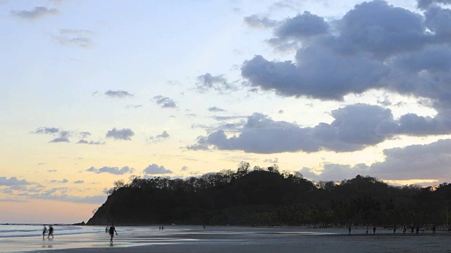 哥斯达黎加海岸的日落视频素材