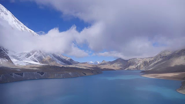 雪山和云的时间流逝视频素材