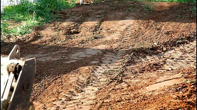 土方在建筑工地工作视频素材