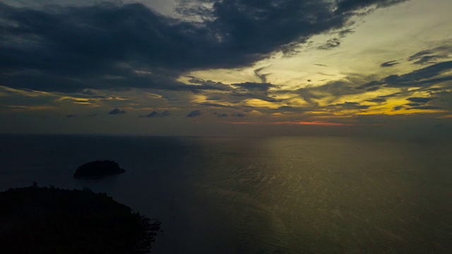 普吉岛日落天空空中海滩全景4k时间间隔泰国视频素材