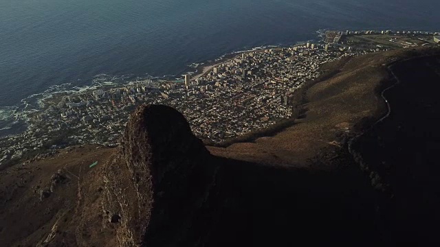 开普敦的标志性地标狮头山视频素材