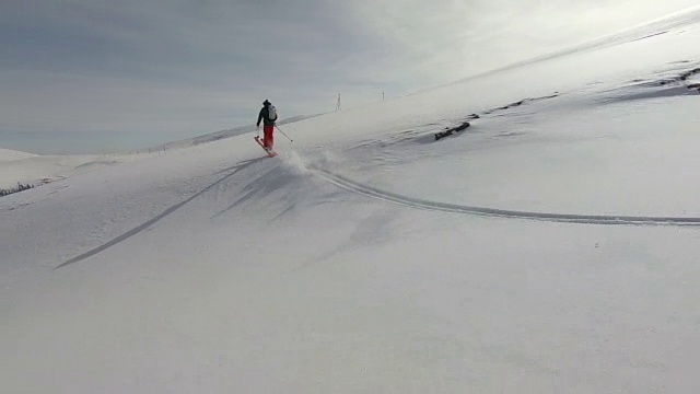 乡间滑雪下山视频素材