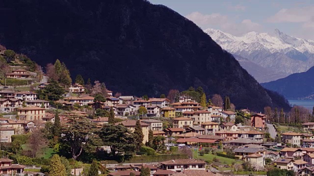 Menaggio和Lake Como - Drone Shot视频素材