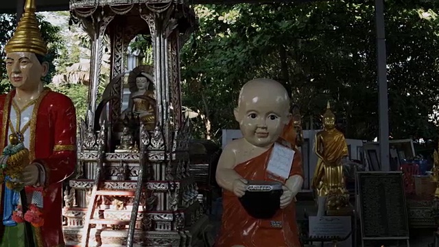 佛寺祈祷室视频下载