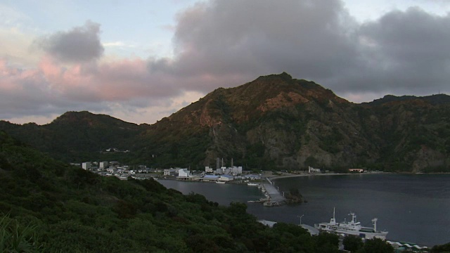 日本东京小笠原群岛Chichijima的夜景视频素材