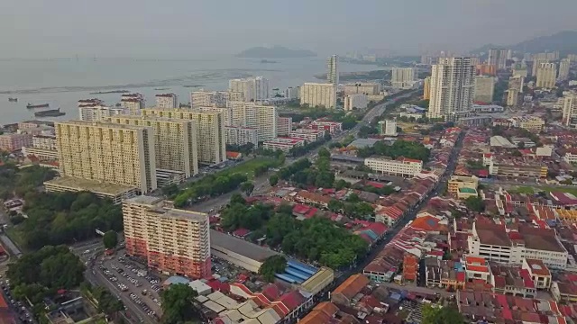 鸟瞰乔治城，槟城遗产位于半岛西北海岸视频素材