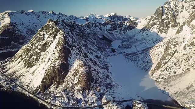 挪威特罗姆斯郡的风景路线-挪威的北部视频素材