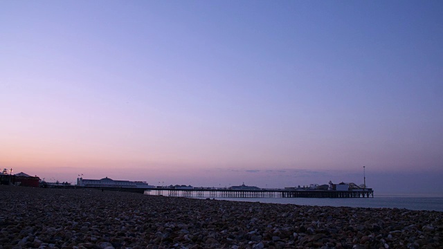 夕阳下的海滩美景视频素材