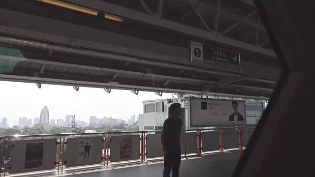 4K:曼谷BTS Skytrain Station View视频素材