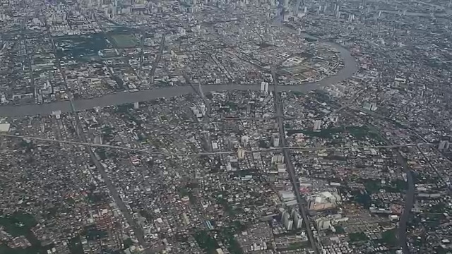 鸟瞰图曼谷市和湄南河，泰国视频素材