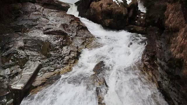 奥地利巴得嘎斯坦瀑布飞水视频素材