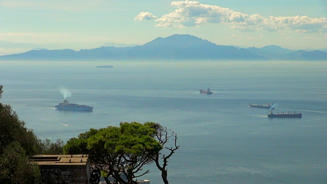 从直布罗陀和大陆山脉眺望大海视频素材