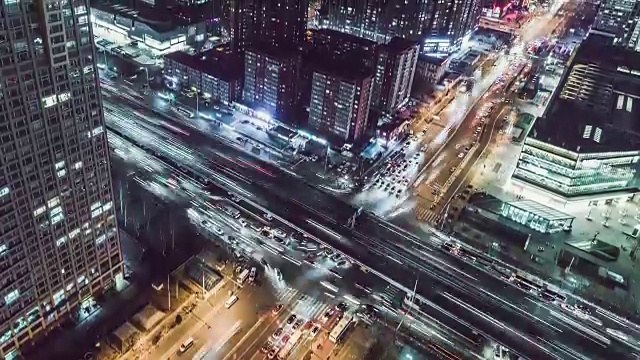 T/L WS HA TU无人机在高峰时刻北京公路视频素材