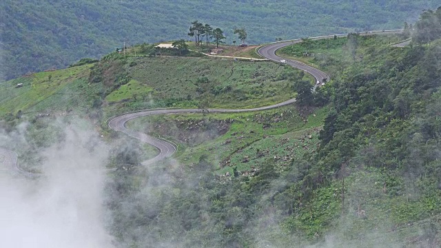 4K:航拍泰国富寿的绿色山谷视频素材