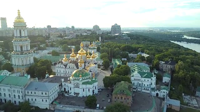 基辅鸟瞰图Pechersk Lavra，基辅，乌克兰视频素材