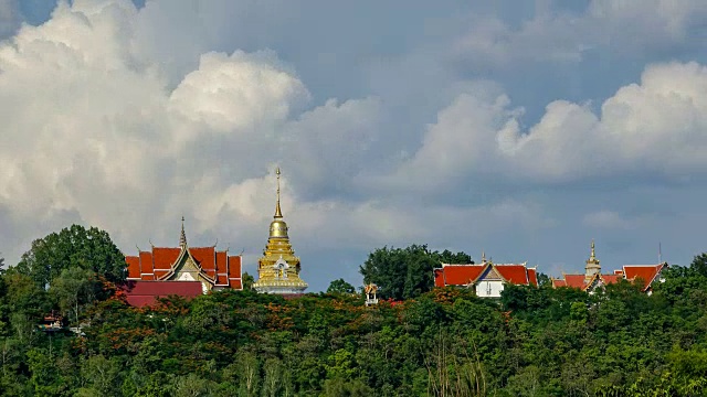 时间流逝:Doi Saket寺庙在泰国清迈视频素材