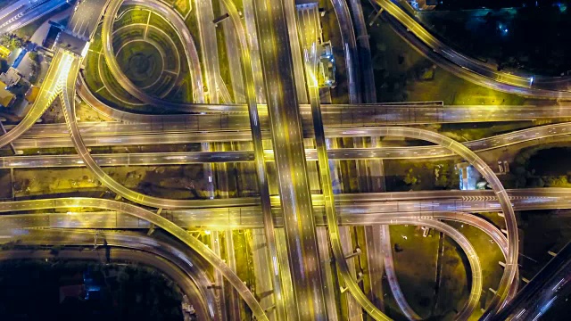 4k鸟瞰曼谷高速公路夜景视频素材