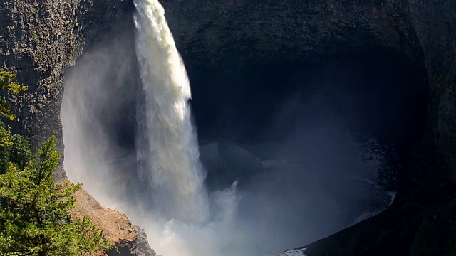 Helmcken Falls Wells Gray省立公园视频素材