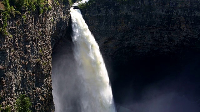 Helmcken Falls Wells Gray省立公园视频素材