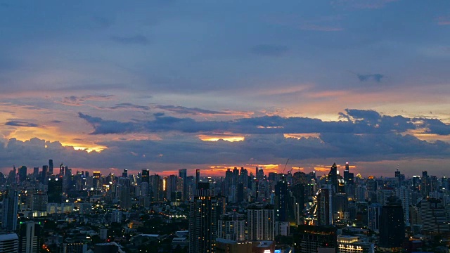 美丽的时间流逝云和天空在曼谷的城市景观，泰国视频素材