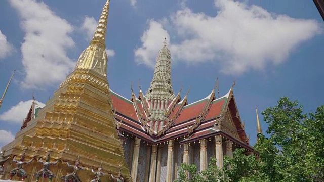 玉佛寺的雅沙护卫队，被认为是泰国最神圣的寺庙视频素材