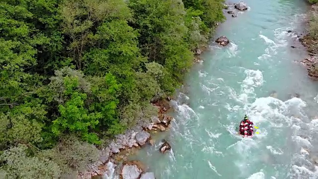 白水漂流视频素材